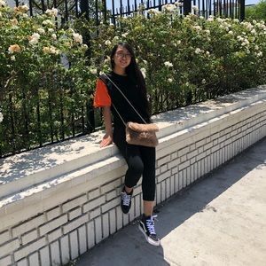 Meet your Posher, Cinda